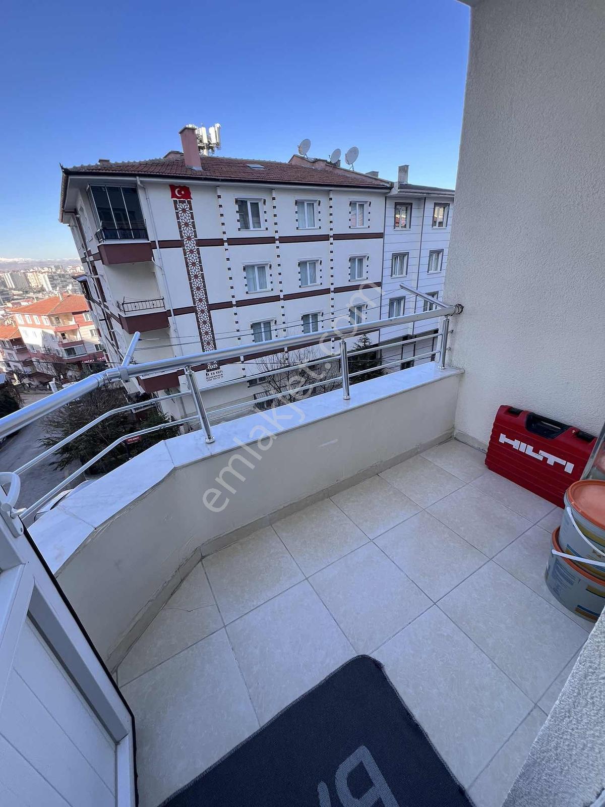 Etimesgut Süvari Mah.2+1 1.arakat 9 Yıllık İskanlı Satılık Daire - Görsel 2