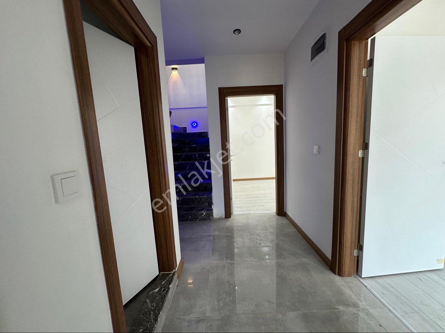 Didimde 5+1 Ayrı Mutfak Kapalı Otopark Müstakil Havuzlu Villa - Görsel 25