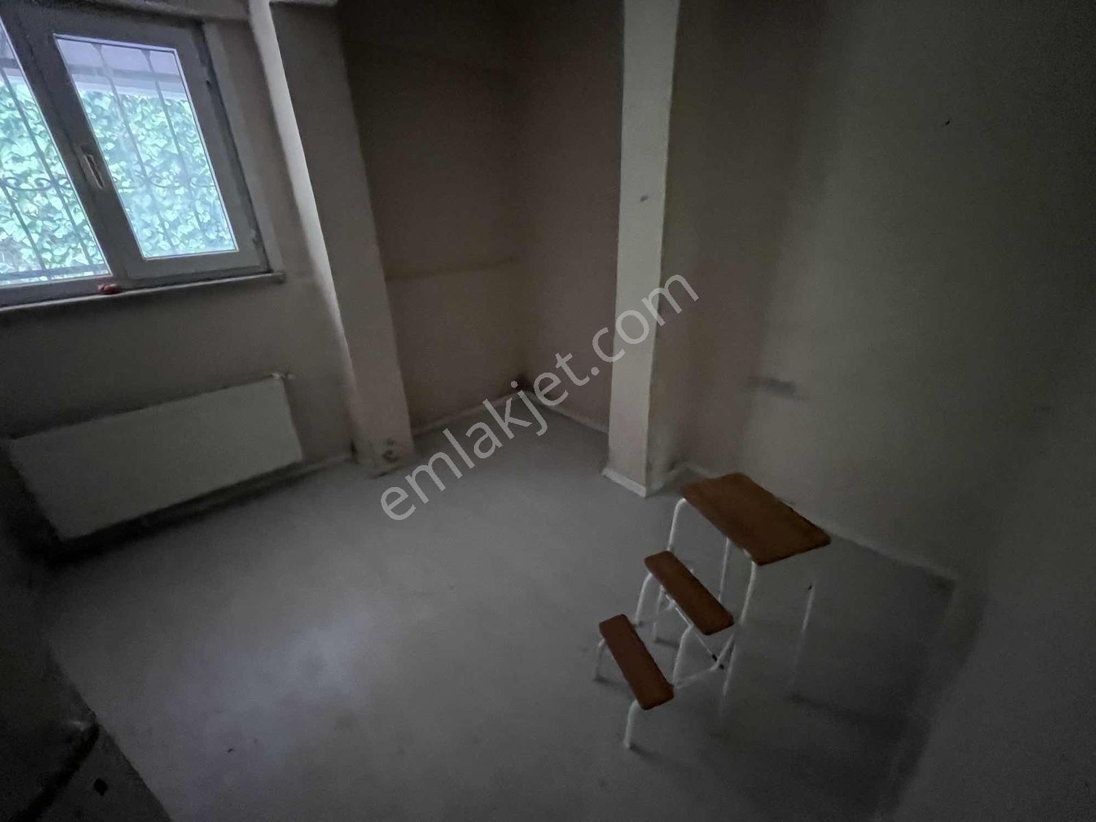 Maltepe Zümrütevlerde Güvenlikli Site İçerisinde Yüksek Giriş2+1 - Görsel 11