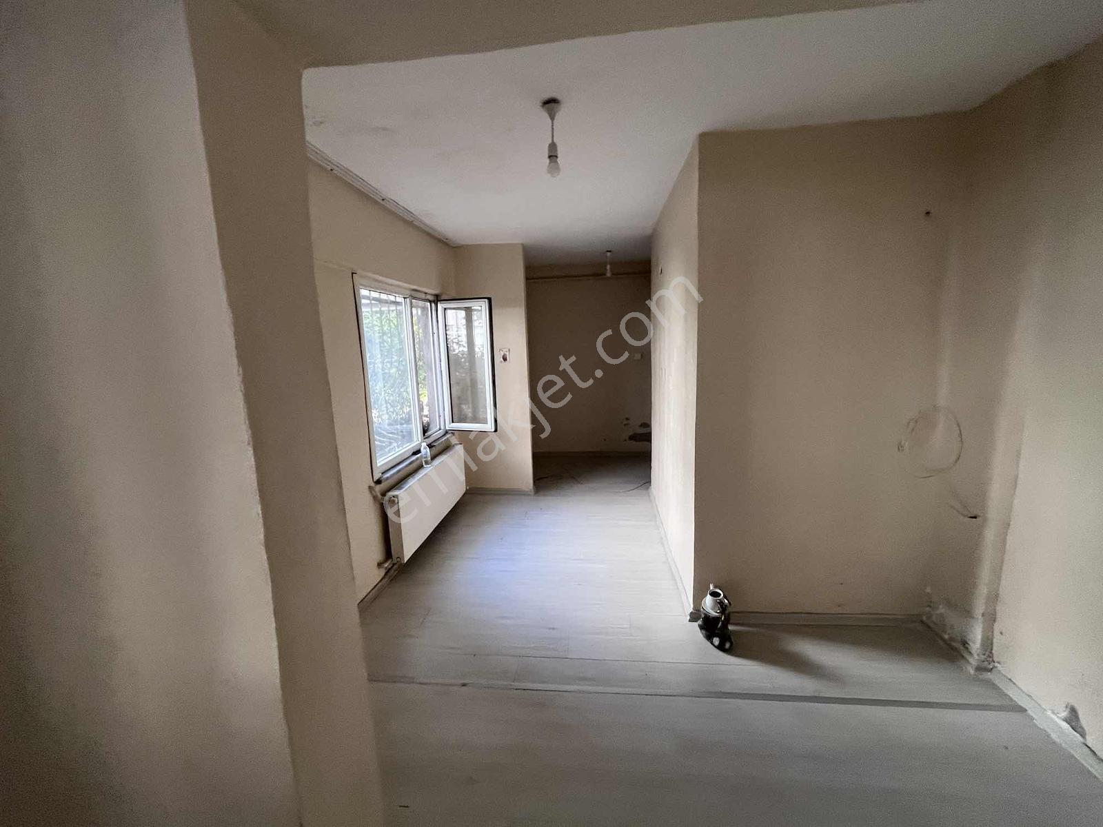 Maltepe Zümrütevlerde Güvenlikli Site İçerisinde Yüksek Giriş2+1 - Görsel 33