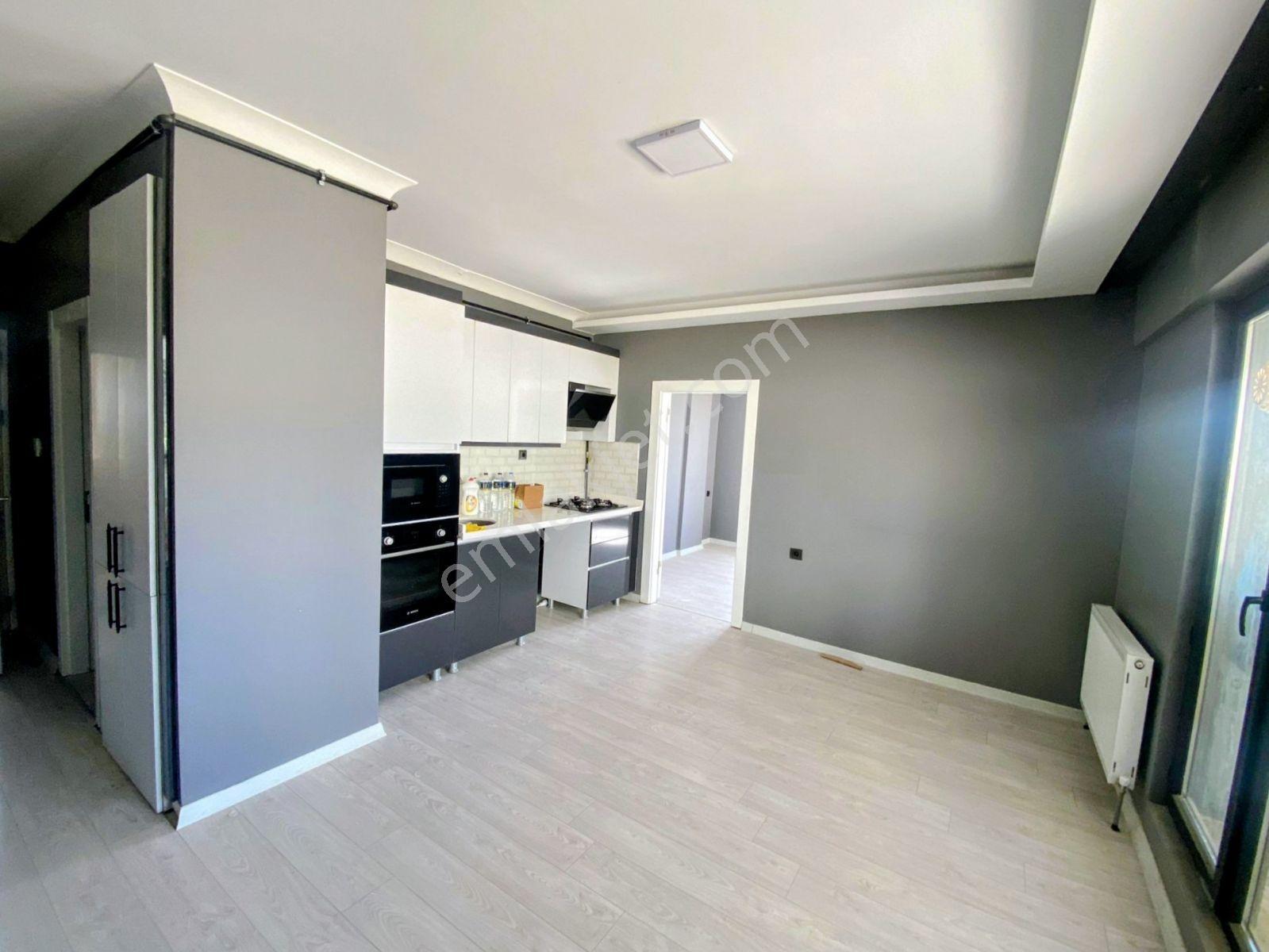 İncek Taşpınar Bulvar Ve Askeriye Yakını Kiralık 1+1 Daire - Görsel 4