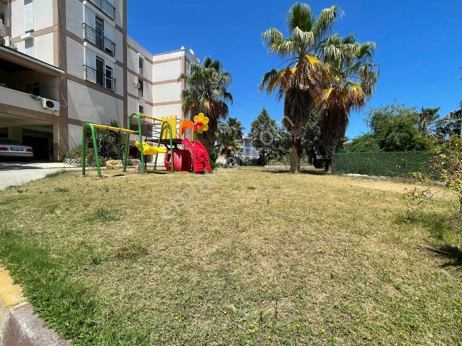 Sitede Asansörlü 3+1 Geniş Kiralık Daire - Görsel 16