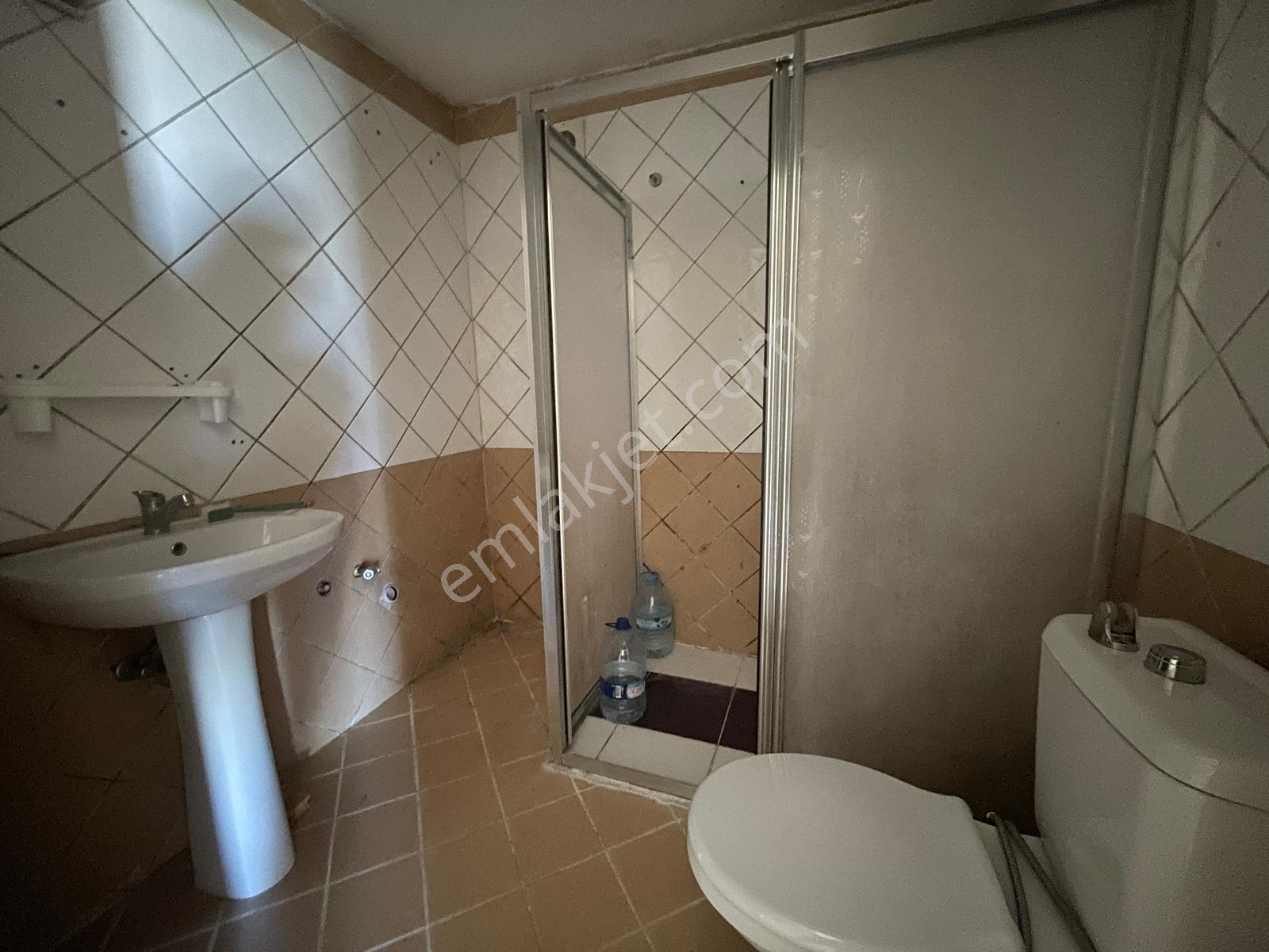 Sitede Asansörlü 3+1 Geniş Kiralık Daire - Görsel 11