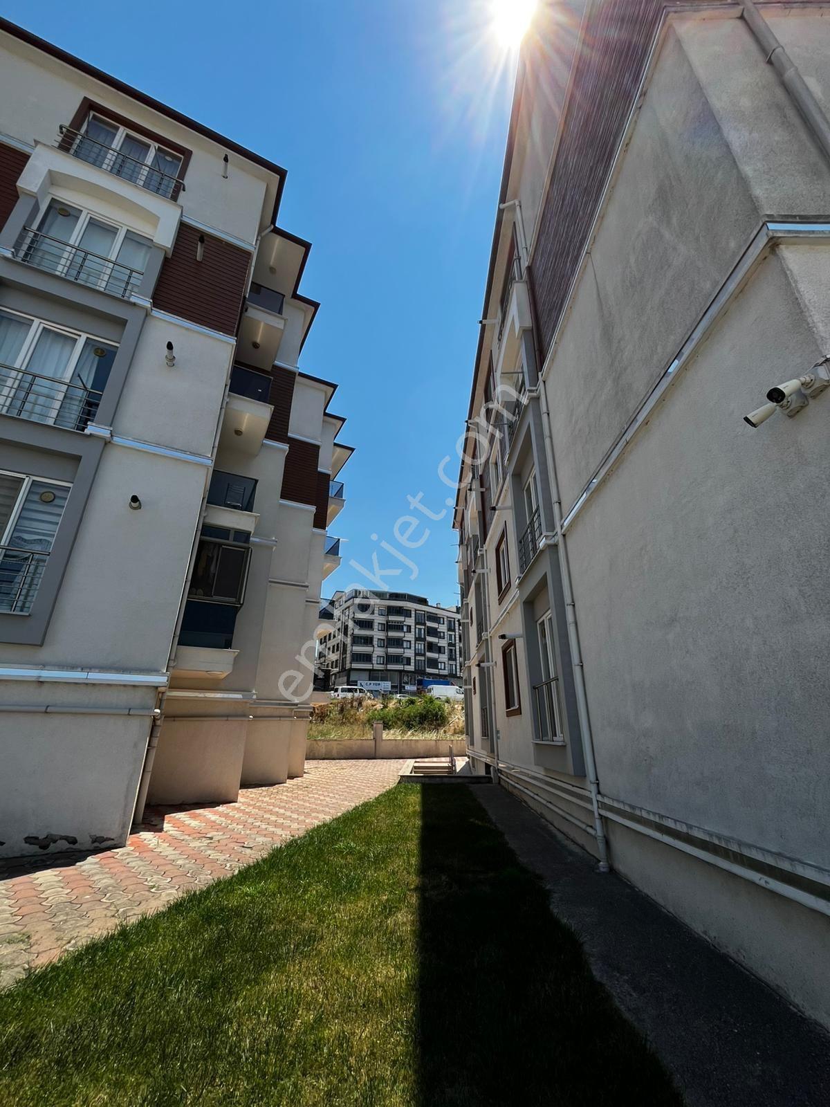 Cumhuriyet Mahallesi Akademi 4 Sitesi Kiralık 1+1 Eşyalı Daire - Görsel 29