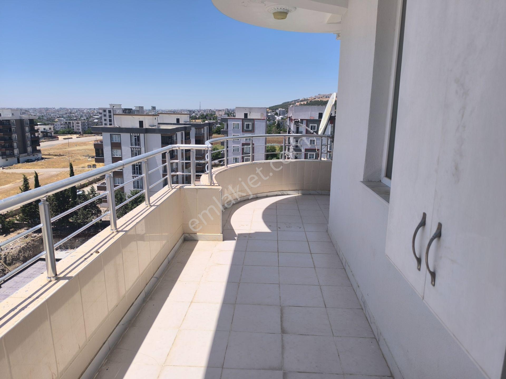 Yeşilyurt Mah. Özel Harekat Caddesi Kiralık 3+1 Arakat Daire - Görsel 4