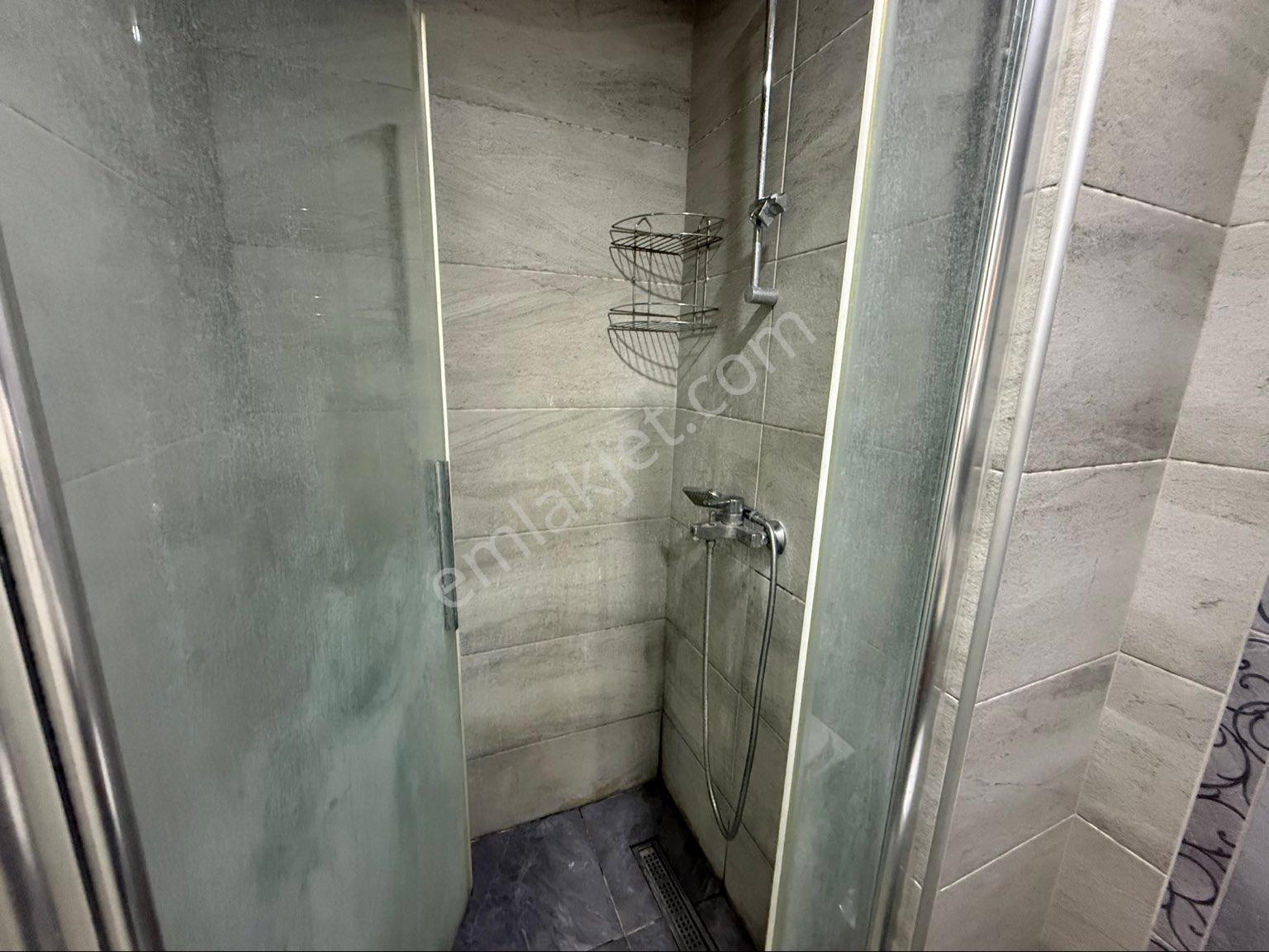 Referans Güneşlide Kiralık Tam Eşyalı 1+1 Daire - Görsel 15