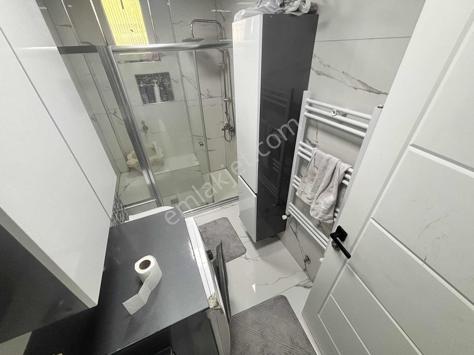 A L C Den Metro Yakını Yapılı Siteiçi Salon Bağımsız 3+1 Satılık - Görsel 24