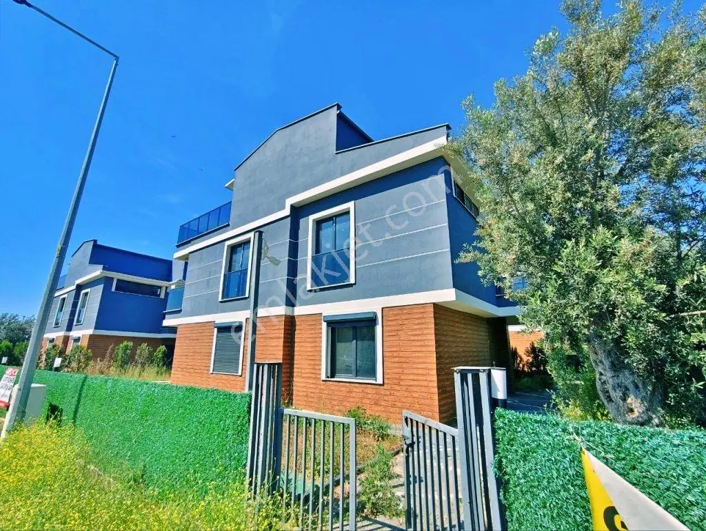 Uytundan Gürede Müstakil Havuzlu Ultra Lüks 5+1 Satılık Villa - Görsel 22