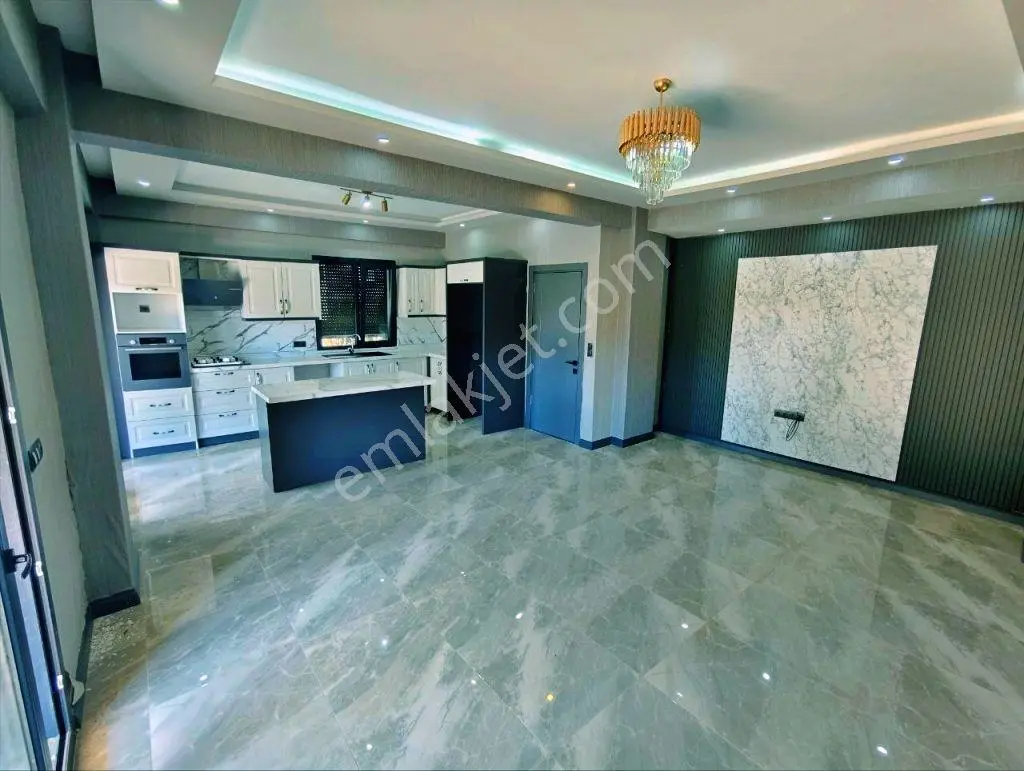 Uytundan Gürede Müstakil Havuzlu Ultra Lüks 5+1 Satılık Villa - Görsel 3
