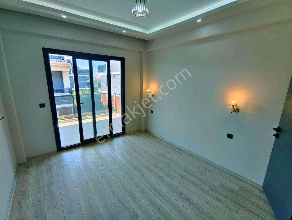 Uytundan Gürede Müstakil Havuzlu Ultra Lüks 5+1 Satılık Villa - Görsel 7