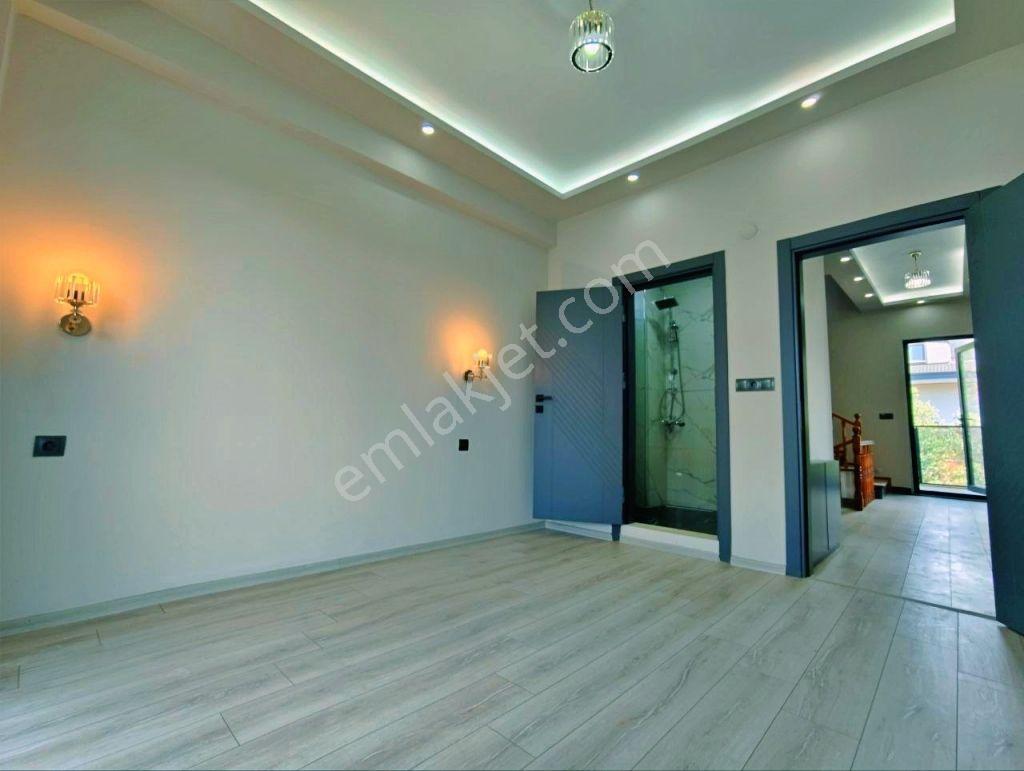 Uytundan Gürede Müstakil Havuzlu Ultra Lüks 5+1 Satılık Villa - Görsel 31