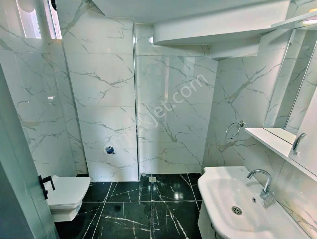 Uytundan Gürede Müstakil Havuzlu Ultra Lüks 5+1 Satılık Villa - Görsel 14