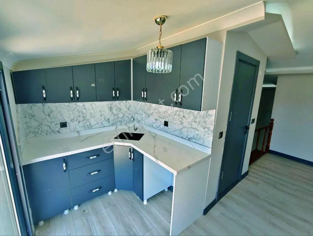 Uytundan Gürede Müstakil Havuzlu Ultra Lüks 5+1 Satılık Villa - Görsel 11