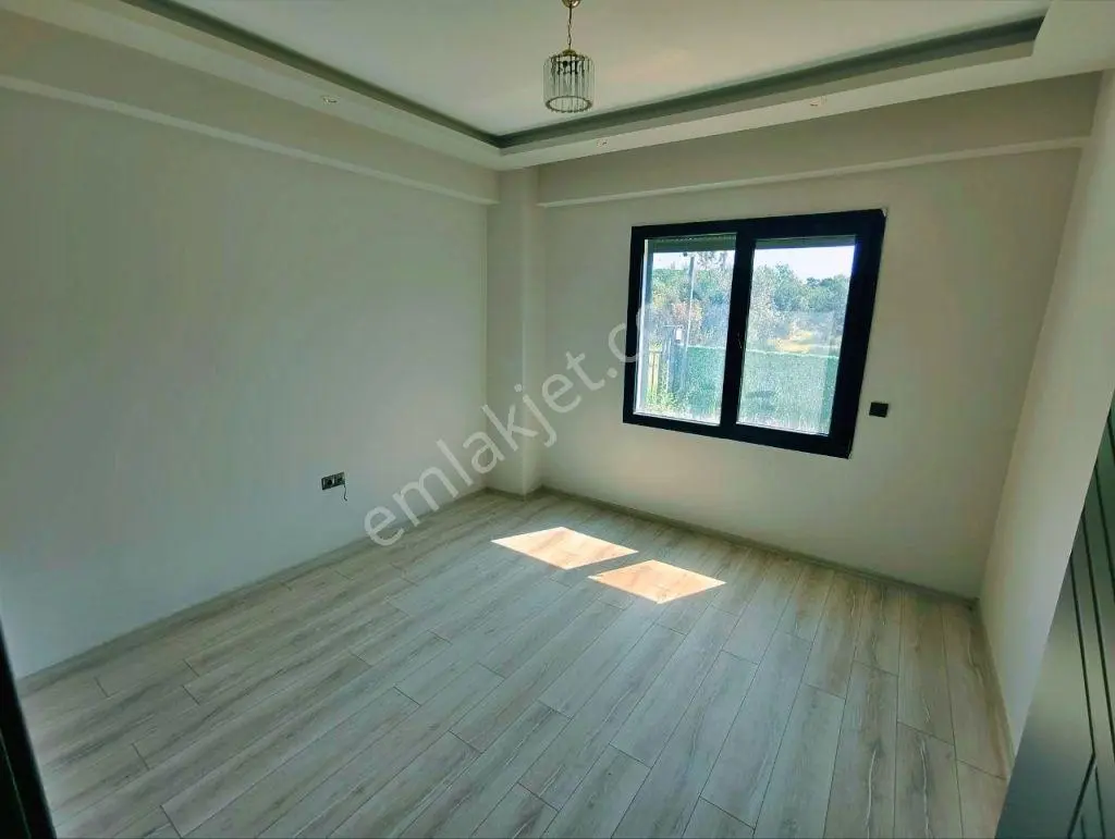 Uytundan Gürede Müstakil Havuzlu Ultra Lüks 5+1 Satılık Villa - Görsel 15