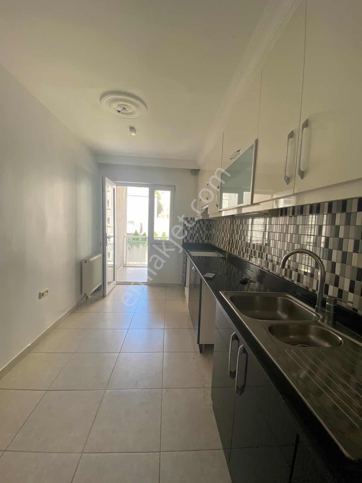 Boş!! İbb Blokları 560 Toki Evlerinde Kiralık 2+1 - Görsel 3