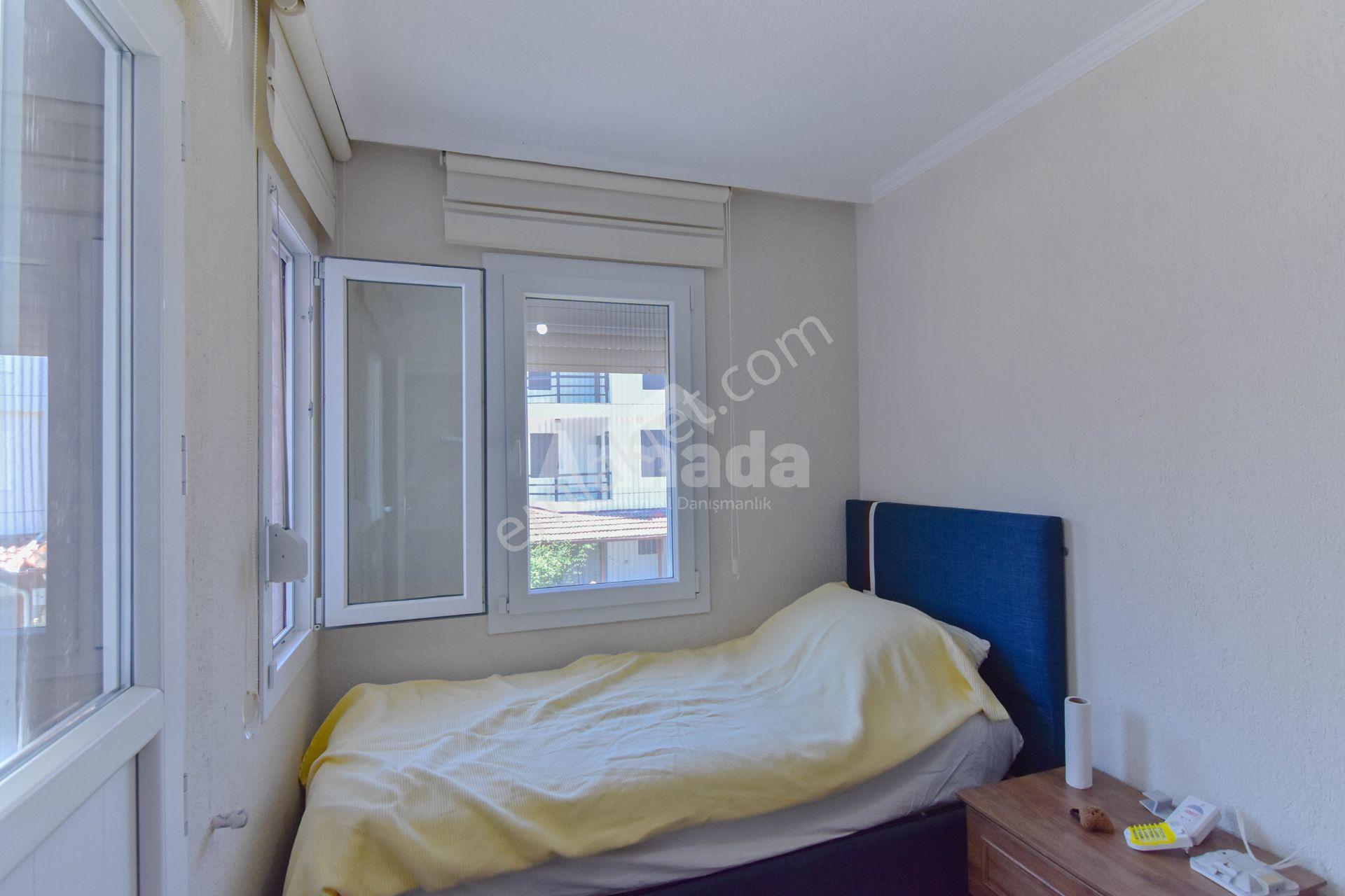 Güzelçamlı'da Denize 250m Mesafede Bakımlı 3+2 Tripleks Villa - Görsel 13