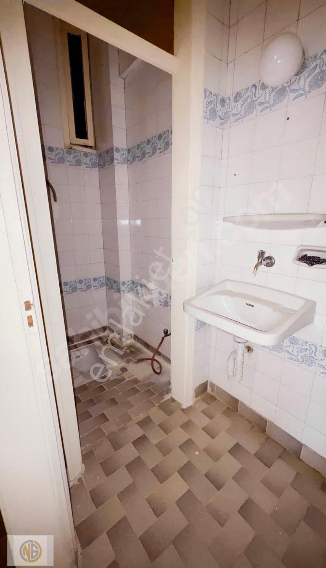Sarıgüllükte Kiralık 4.kat Asansörsüz - Görsel 14