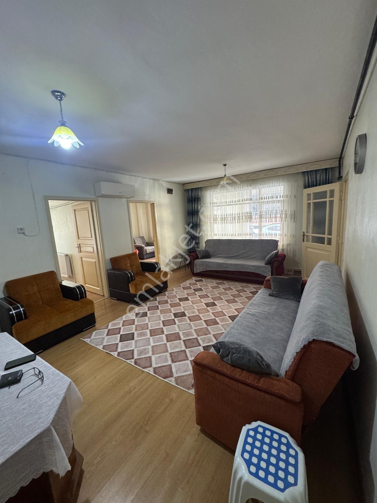 Edremit'de 2+1 Eşyalı Doğalgazlı Kiralık Daire