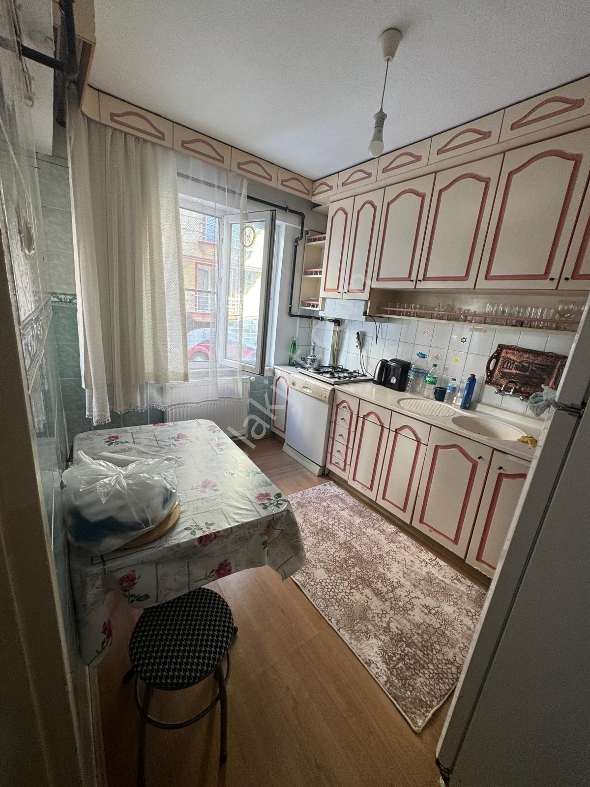 Edremit'de 2+1 Eşyalı Doğalgazlı Kiralık Daire - Görsel 8