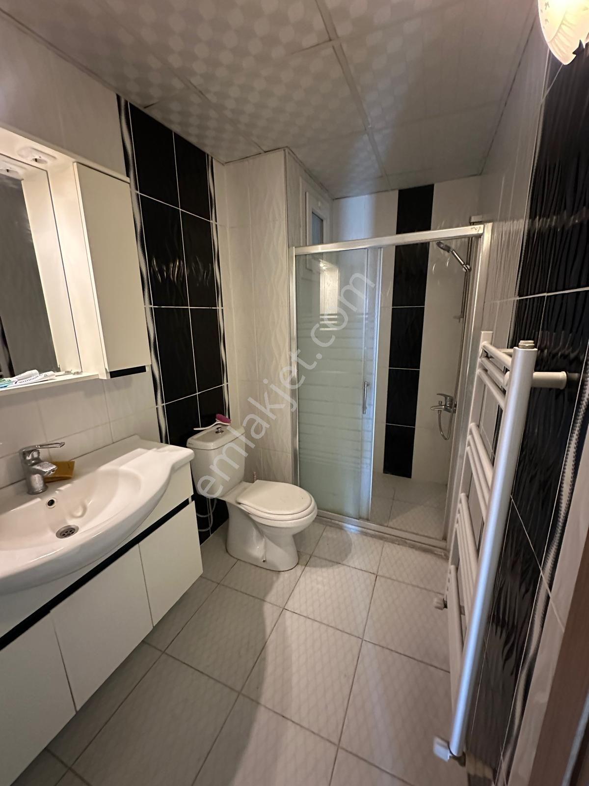 Menderes Turyap'tan Cüneytbey Mh. 3+1 Kiralık Arakat Geniş Daire - Görsel 2