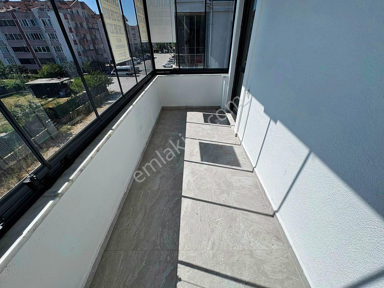 Aktiften Akçay'da Satılık Yeni Yaşamın En Şık Manzaralı Arakat Ferah 2+1 Dairesi - Görsel 28