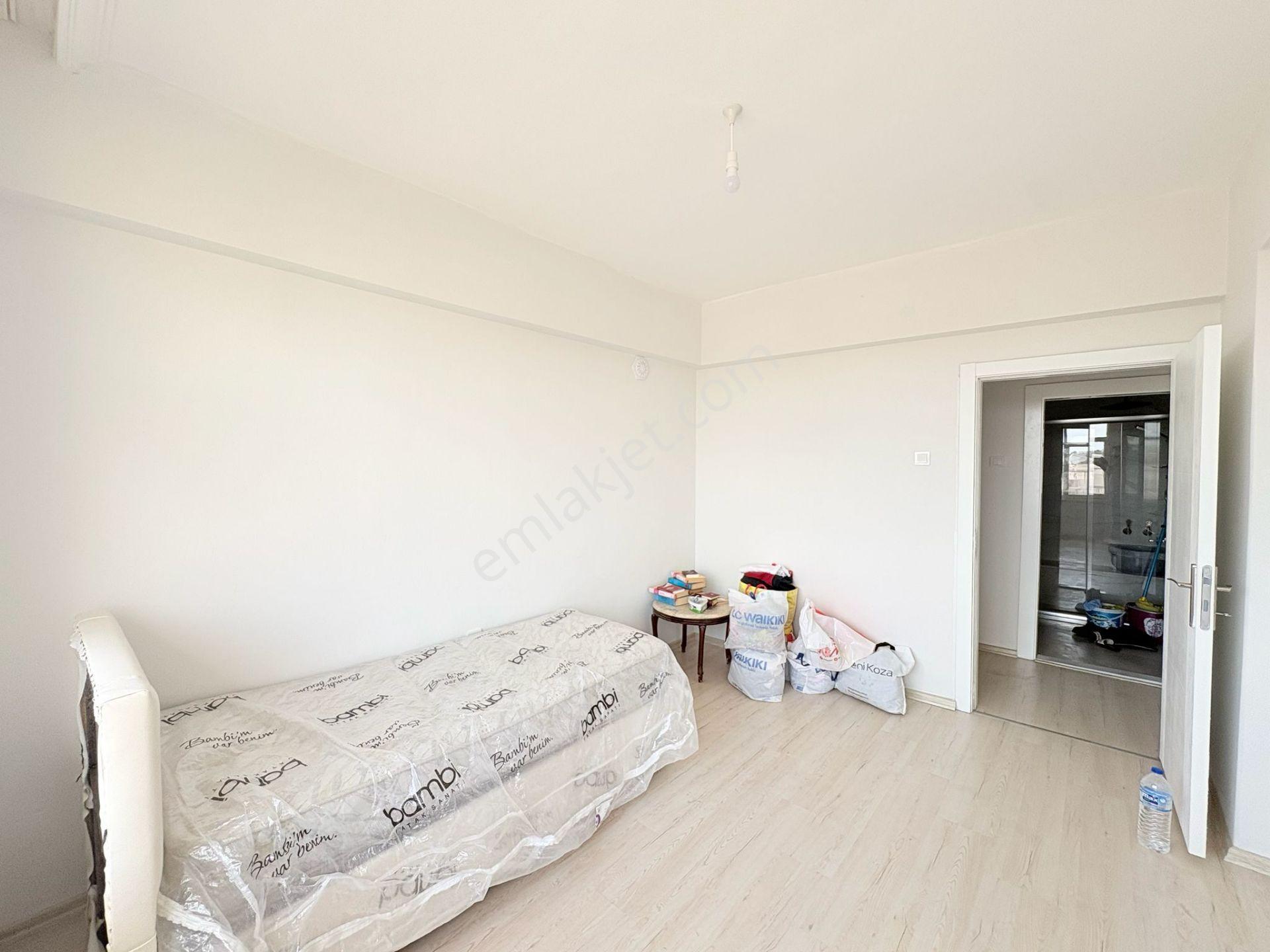 Prestij'den Hamidiye'de Cadde Üzeri Asansörlü Full Yapılı 2+1 - Görsel 14