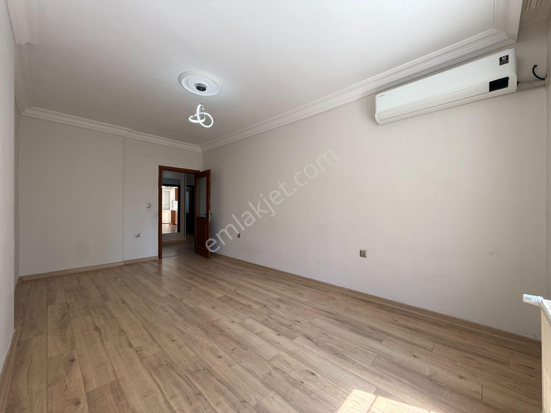 Süleyman Demirel'de Hasarsız 3+1 175 M2 Ekstarfalı Satılık Daire - Görsel 9