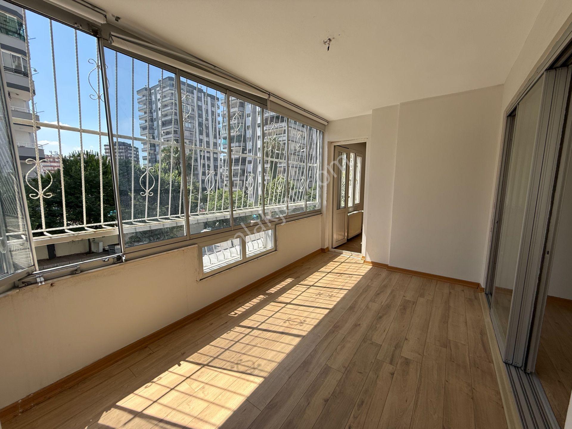 Süleyman Demirel'de Hasarsız 3+1 175 M2 Ekstarfalı Satılık Daire - Görsel 6