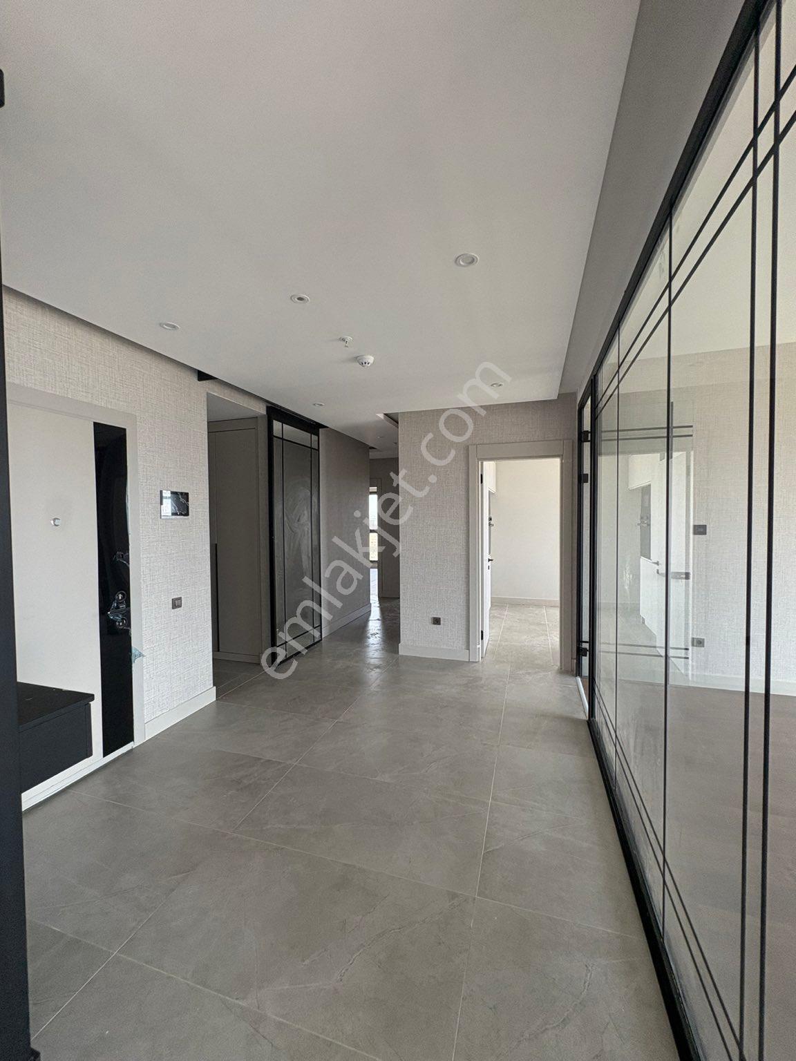 Beytepe Doruk Sitesin’de Ankara Manzaralı 4’5+1 Lüks Daire - Görsel 24