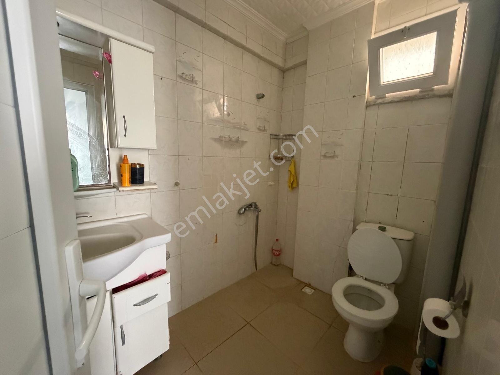 Merkezi Konumlu Denize 200 Mt. Tam Müstakil Yıllık Kiralık Villa - Görsel 31