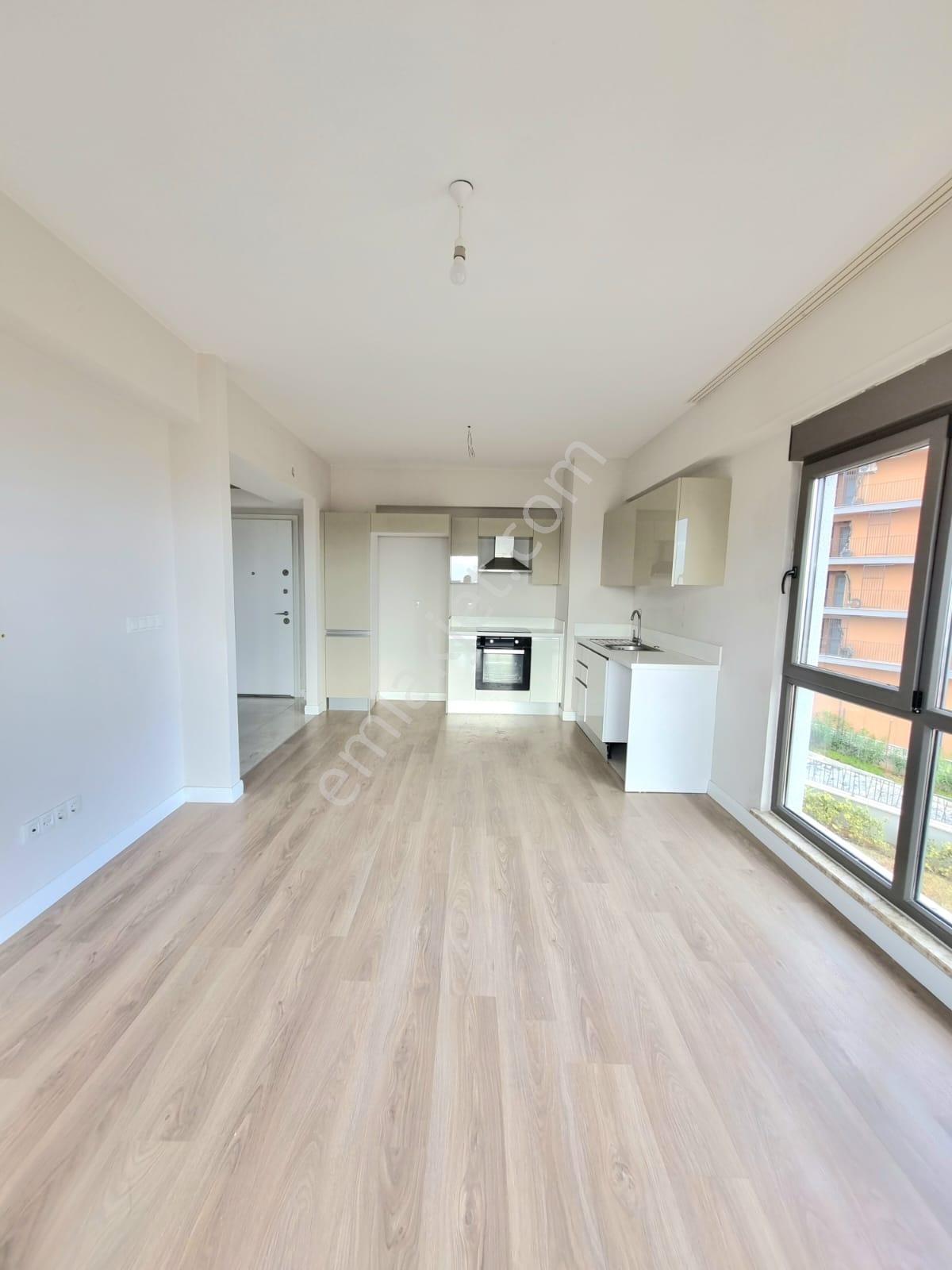 Poyrazdan Suryapıda 2+1 86m² 3.kat Kiralık Daire - Görsel 12