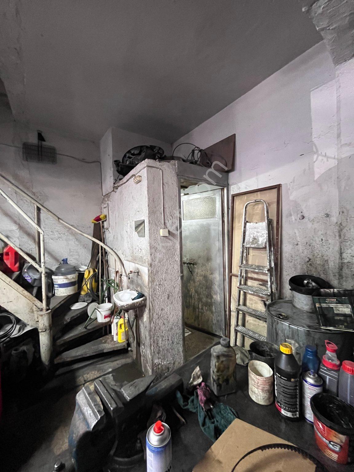 Bornova 2. Sanayi De Satılık Dükkan - Görsel 18