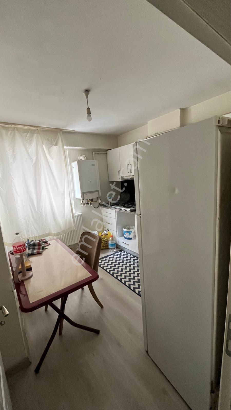 Hürriyet Mahallesi'nde Kiralık Eşyalı 2+1 Bahçe Katı - Görsel 14