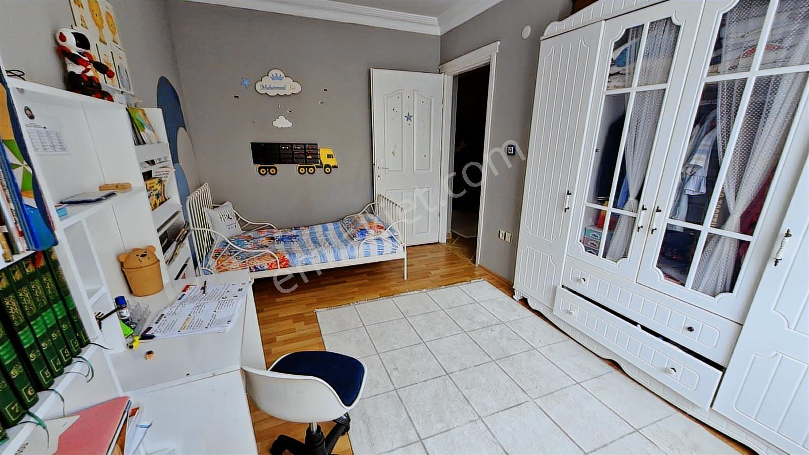 Ümraniye Parseller 3+1 140m Arakat Asansörlü Metro Okul Sokağı. - Görsel 24