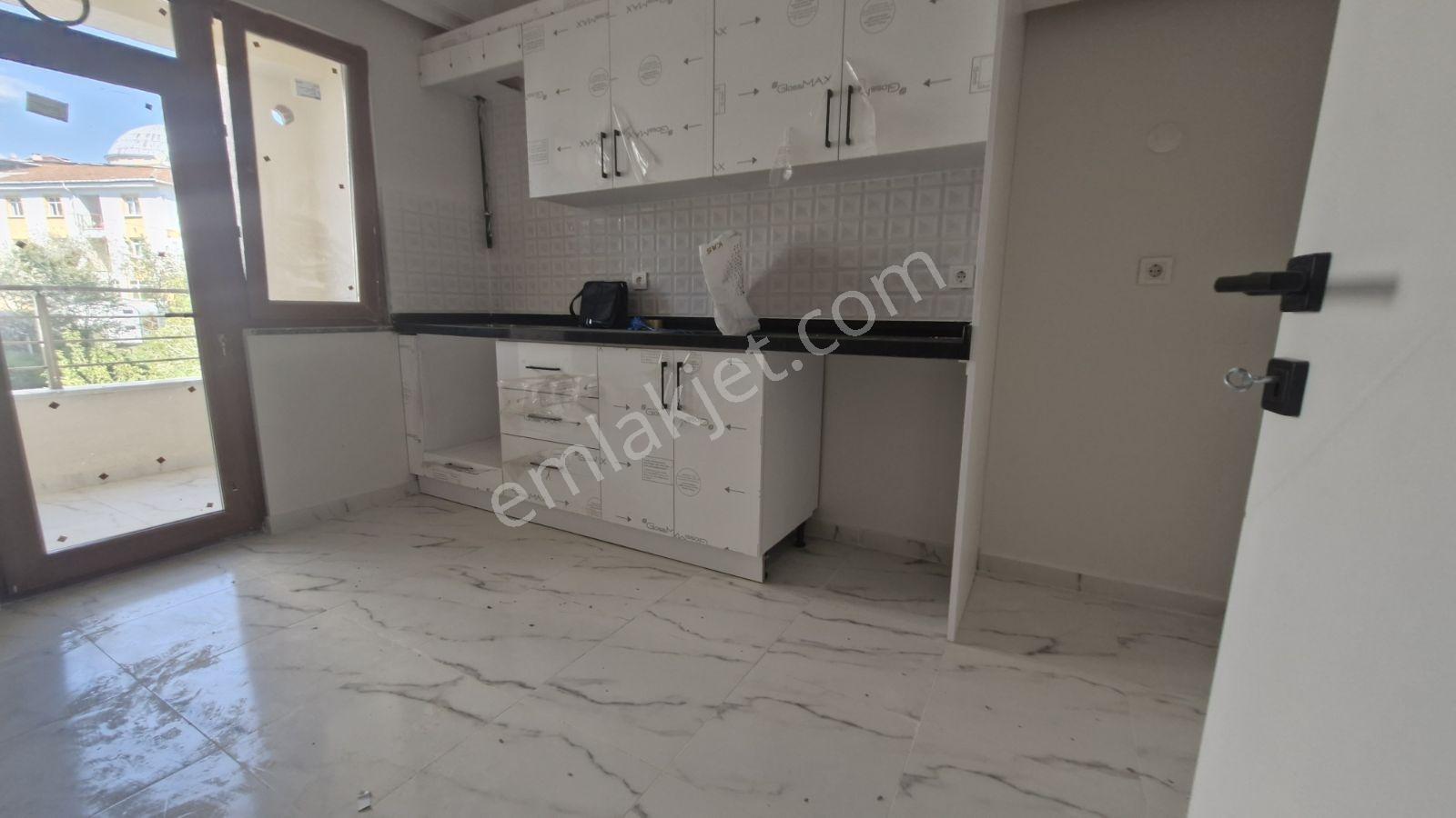Çekmeköy Alemdağ Mh 3+1 120m Arakat Balkonlu Asansörlü İskanlı - Görsel 14