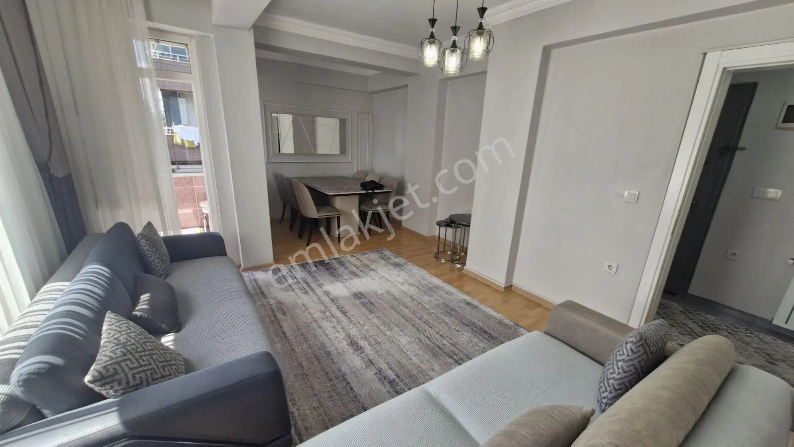 Ümraniye Parseller Mah 3+1 140m İçi Yenilenmiş Otoparklı Metro - Görsel 6