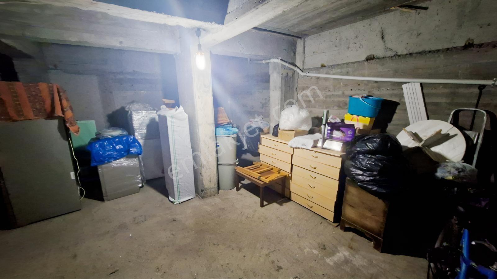 Ümraniye Parseller Mah 3+1 140m İçi Yenilenmiş Otoparklı Metro - Görsel 29