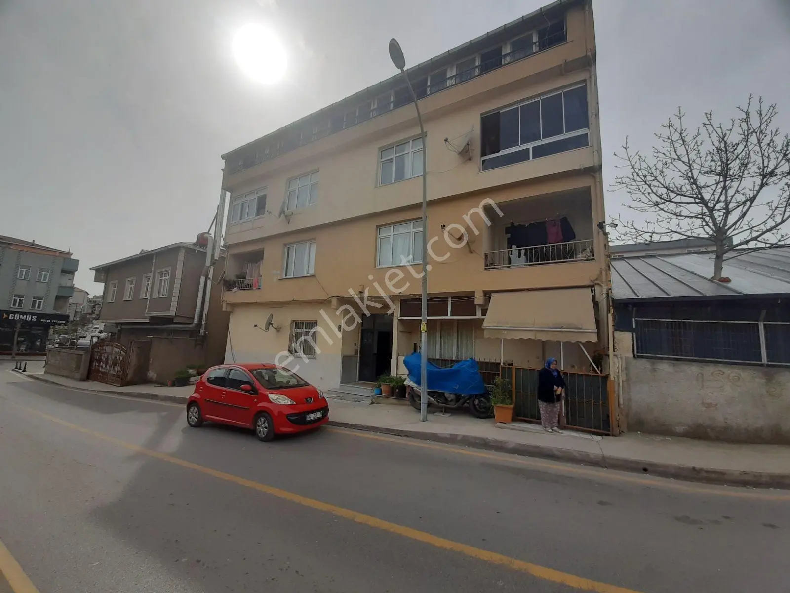 Ümraniye' De Satılık 2+1 Daire (metro 5 Dk) - Görsel 9