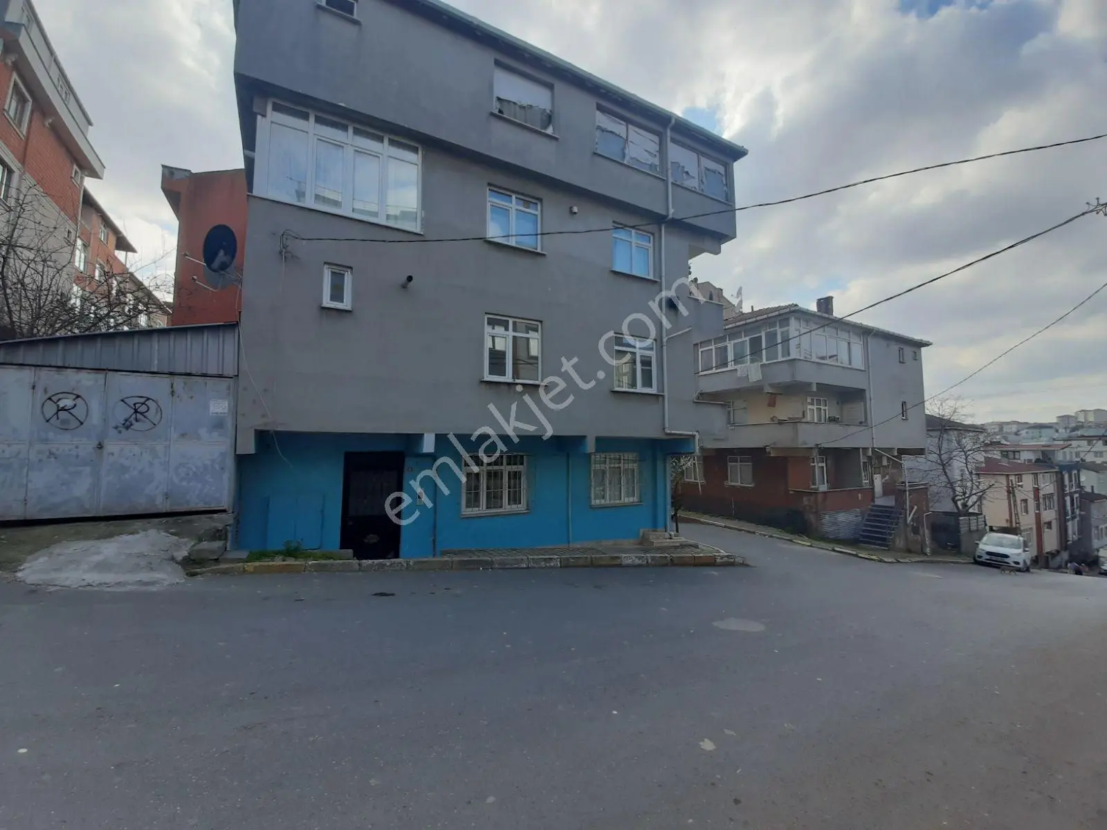 Sancaktepe Abdurrahmangazi Satılık 3 Katlı Bina (202 M2 Arsalı)