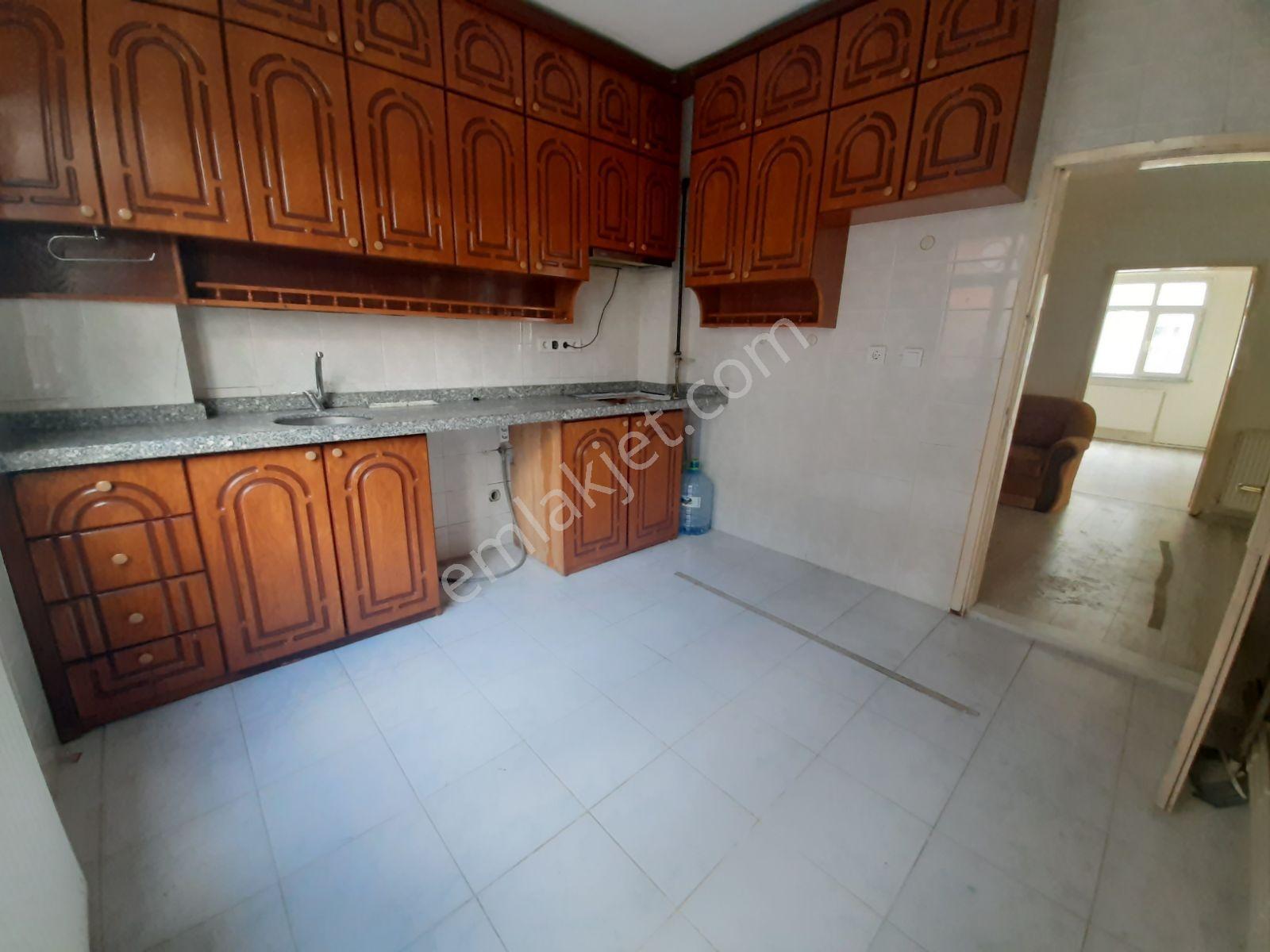 Sancaktepe Abdurrahmangazi Satılık 3 Katlı Bina (202 M2 Arsalı) - Görsel 19