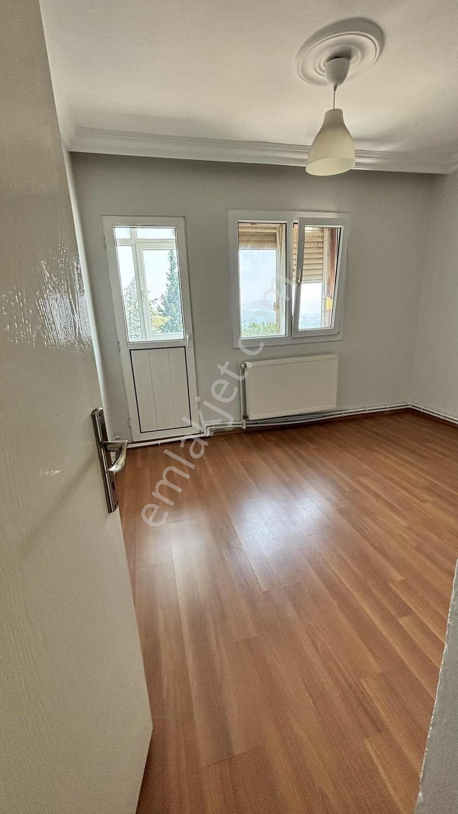 Bornova Evka-4 De D.gazlı Klimalı K.mutfak 2+1 Bakımlı Daire - Görsel 8