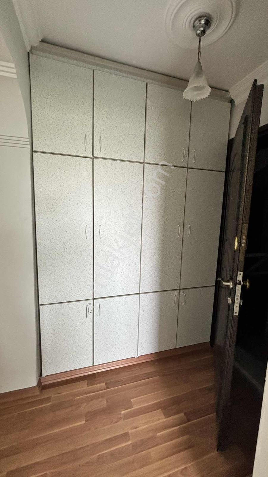 Bornova Evka-4 De D.gazlı Klimalı K.mutfak 2+1 Bakımlı Daire - Görsel 15