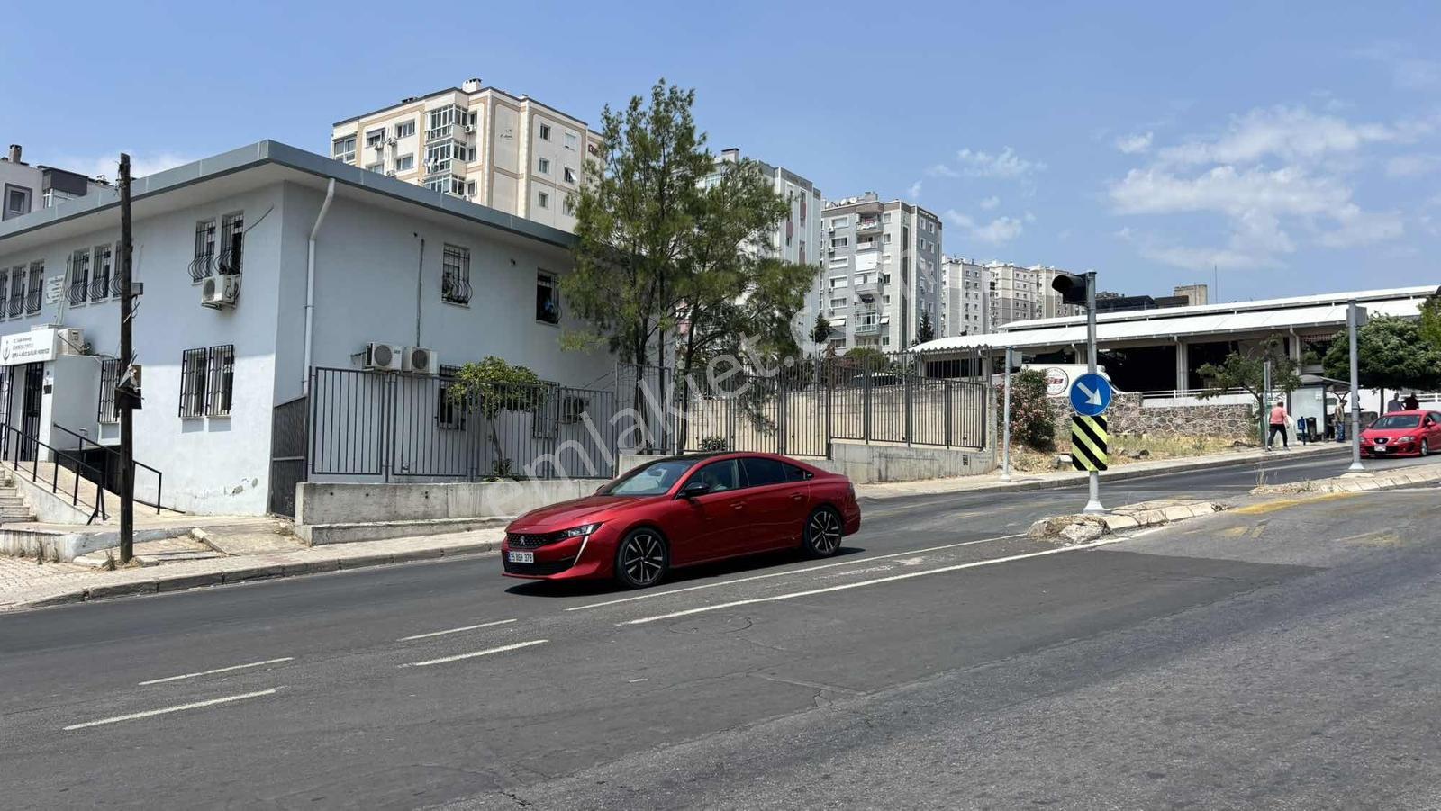 Bornova Evka-4 De D.gazlı Klimalı K.mutfak 2+1 Bakımlı Daire - Görsel 35