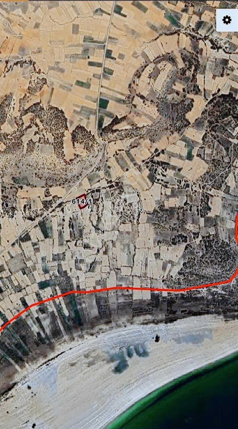 Ender Kortan'dan Burdur İlyas Köyü Göl Manzaralı Tarla - Görsel 9