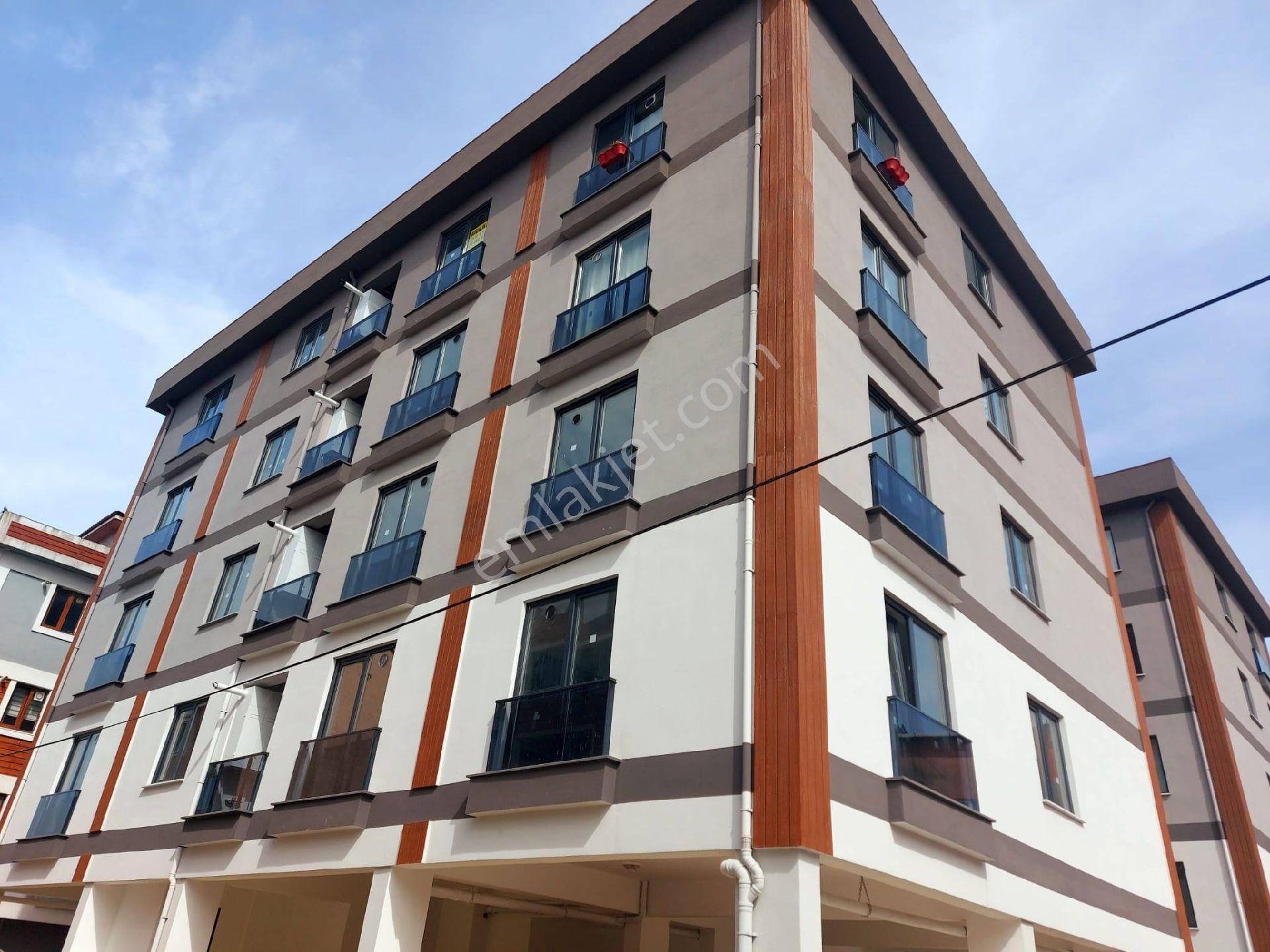 Ordu Cumhuriyet Mah Deniz Tarafinda Site Yatırımlık 1+1 Daire