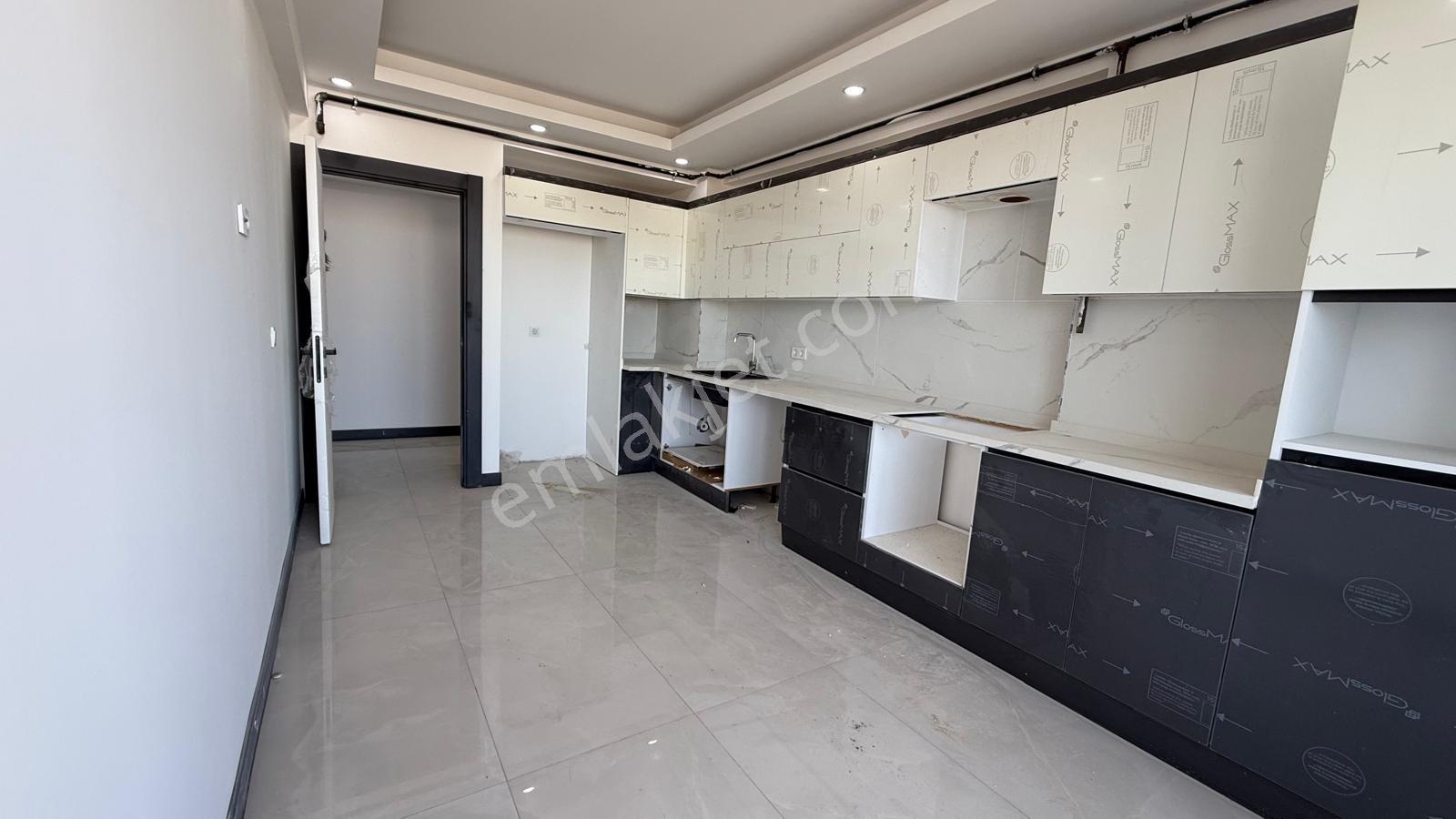 Turyaptan İzsiz Towers Da 7.kat Doğu Cephe 3+1 Kiralık Daire - Görsel 6