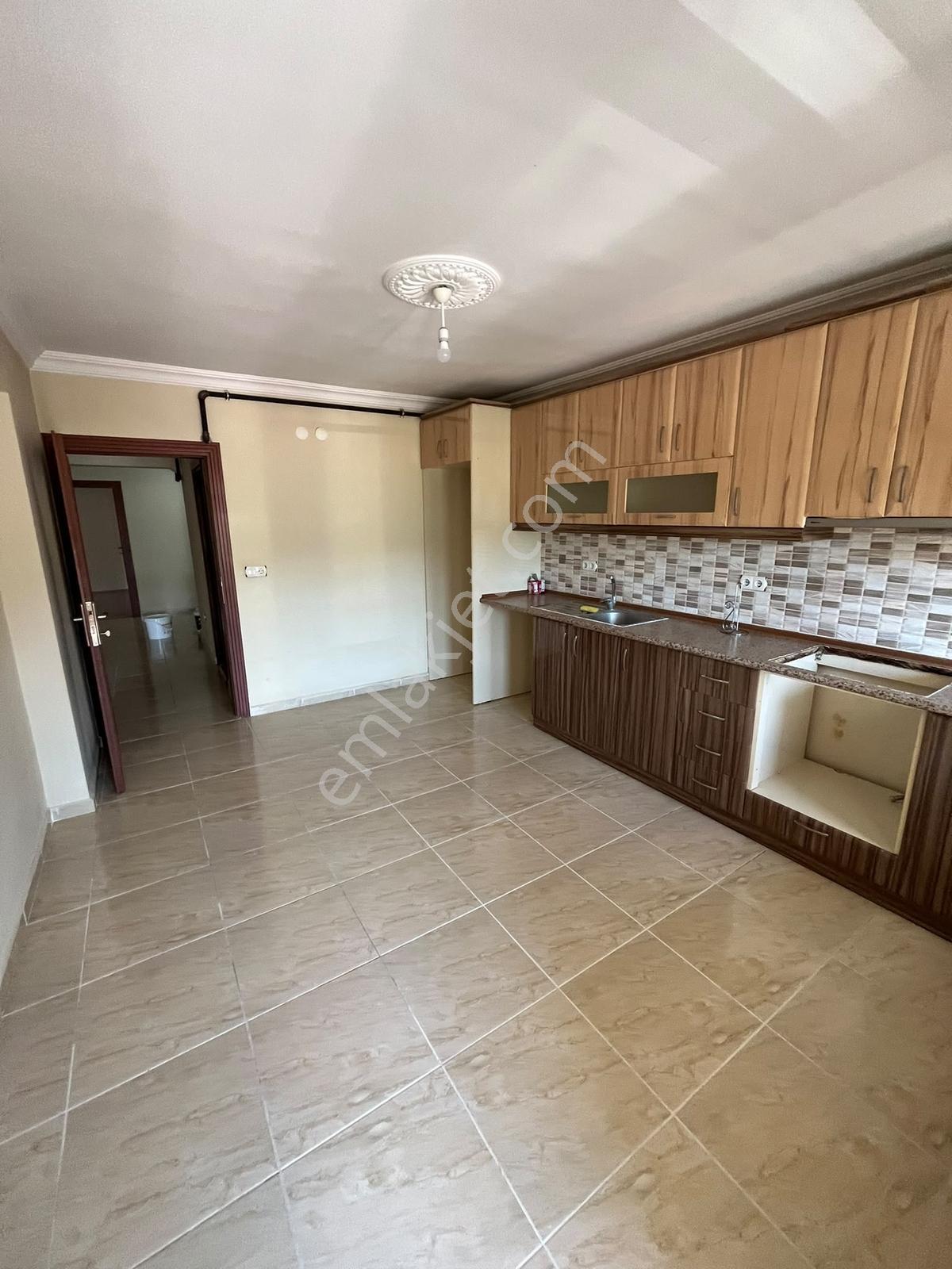 Cide Demirtaş Emlaktan Deniz Manzaralı 3+1 Kiralık Daire - Görsel 8