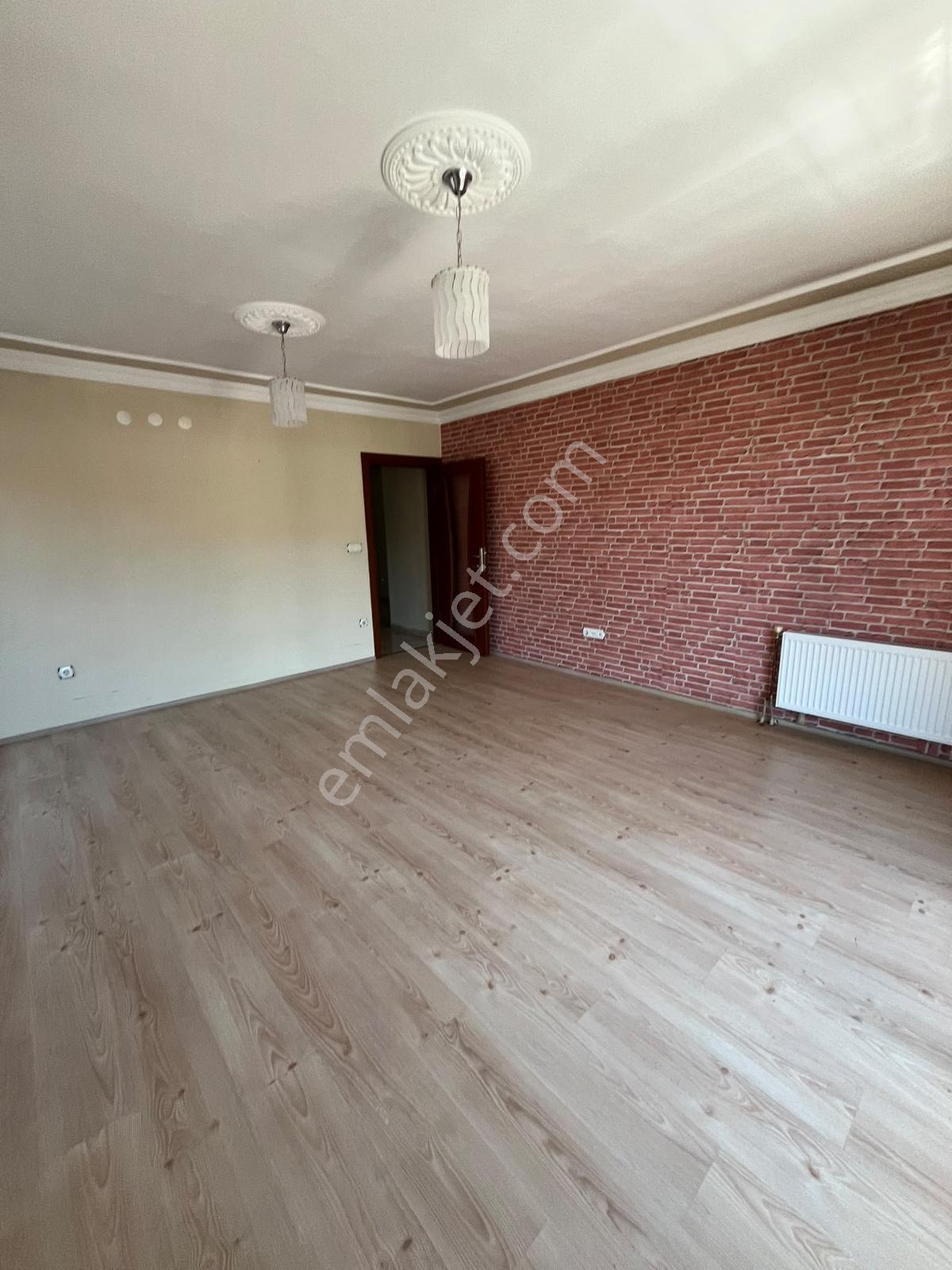 Cide Demirtaş Emlaktan Deniz Manzaralı 3+1 Kiralık Daire - Görsel 13