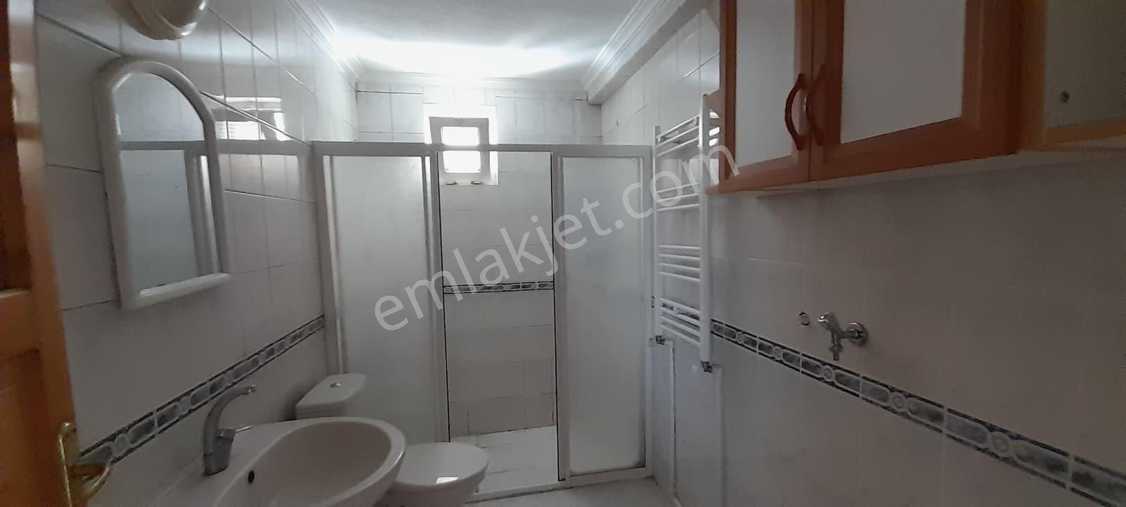 A.menders Özgülen Sitesi İçi Yenilenmiş,geniş 2+1 Kiralık Daire - Görsel 25