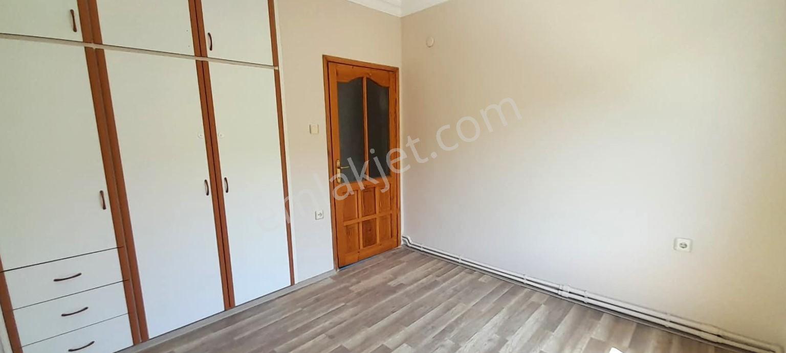 A.menders Özgülen Sitesi İçi Yenilenmiş,geniş 2+1 Kiralık Daire - Görsel 27
